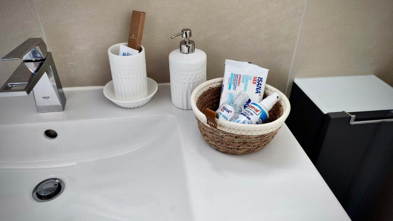 One Apartment'S⎢Neu+Zentral⎢Alberstplatz⎢Altbau โคบวร์ก ภายนอก รูปภาพ